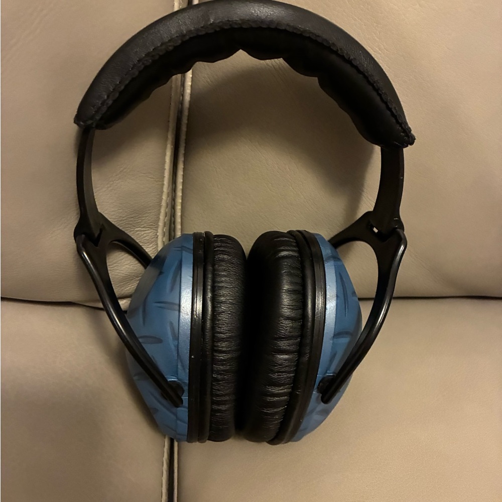 Comfort-Fit Over-Ear Headphones in Blue with Cushioned Ear Cups